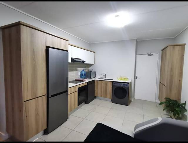 2 BEDROOM PROPERTY TO RENT IN LINBRO PARK